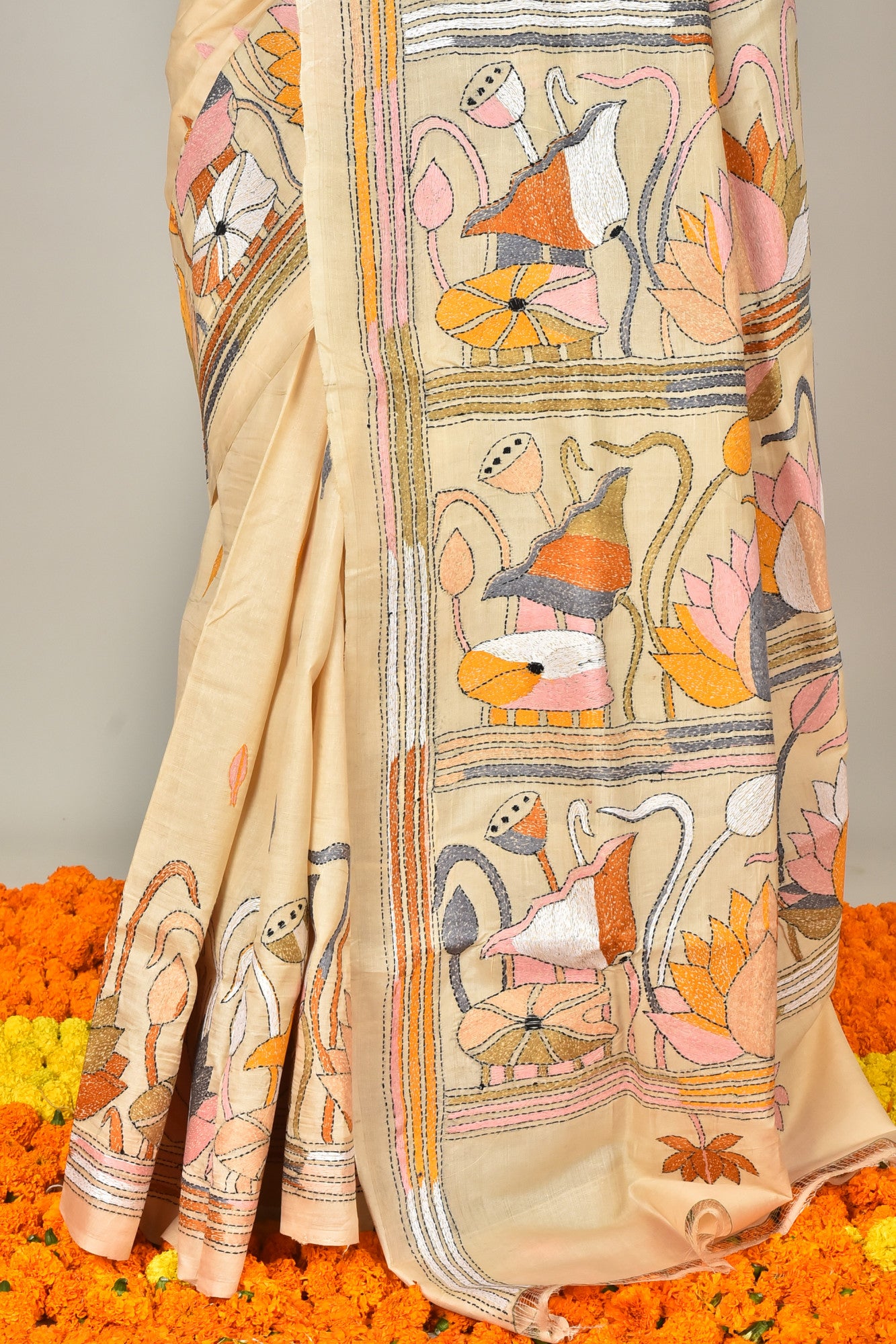 TUSSAR SILK KANTHA SAREE Thumbnail
