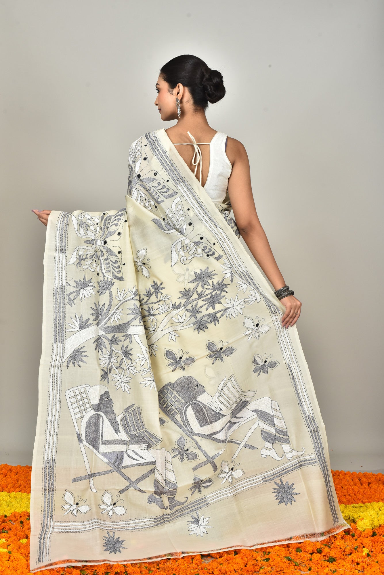 TUSSAR SILK KANTHA SAREE Thumbnail