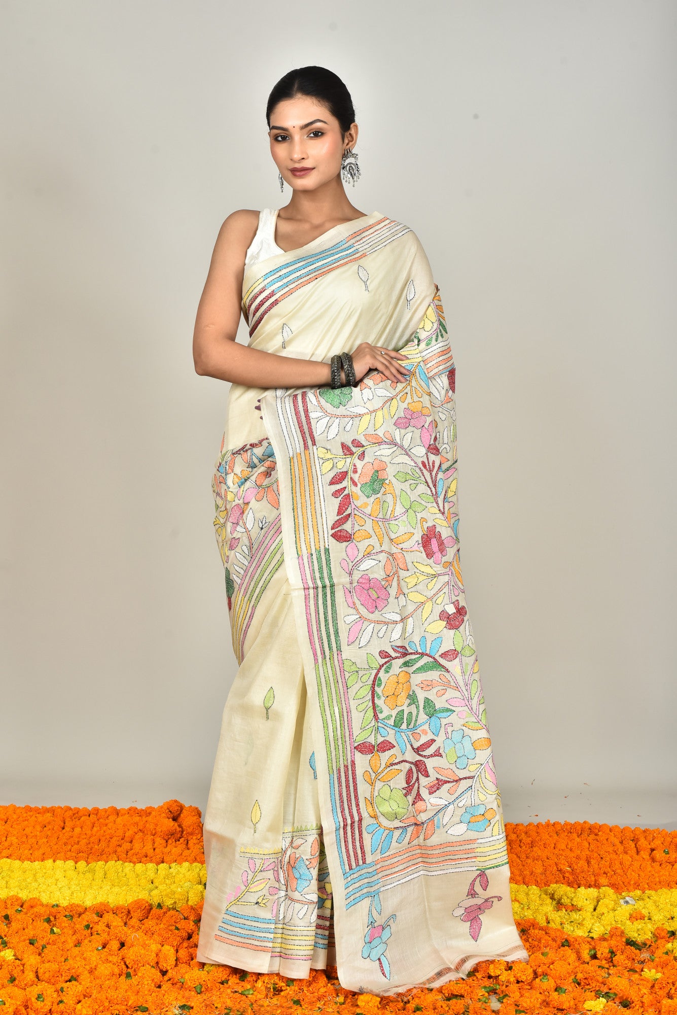 TUSSAR SILK KANTHA SAREE Thumbnail