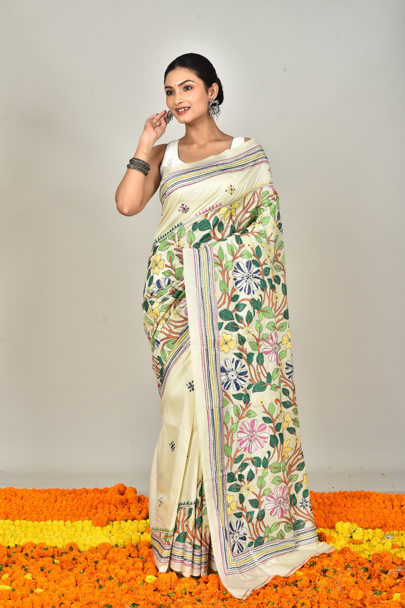 TUSSAR SILK KANTHA SAREE Thumbnail