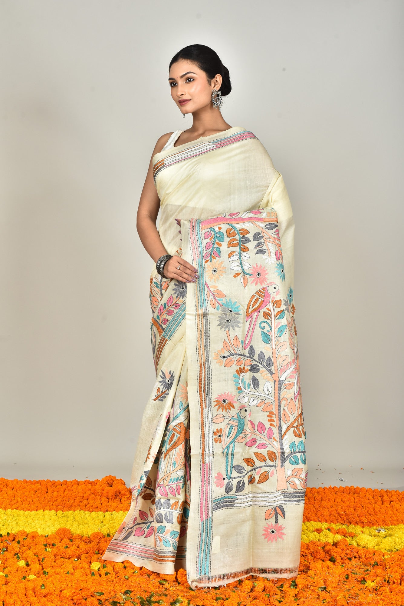 TUSSAR SILK KANTHA SAREE Thumbnail