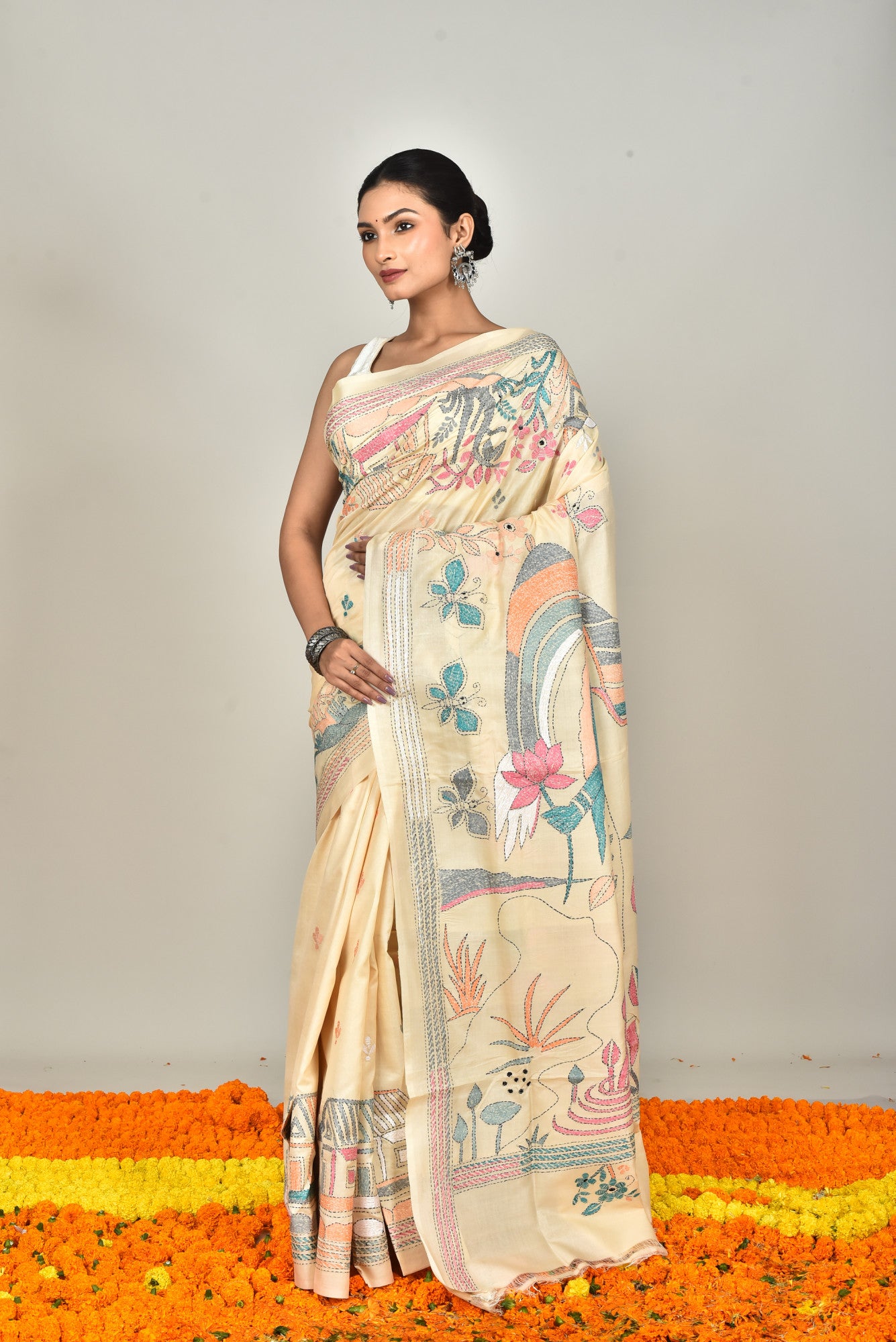 TUSSAR SILK KANTHA SAREE Thumbnail