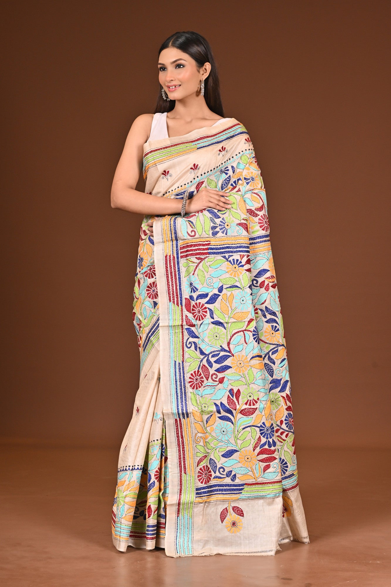 TUSSAR  SILK KANTHA SAREE Thumbnail