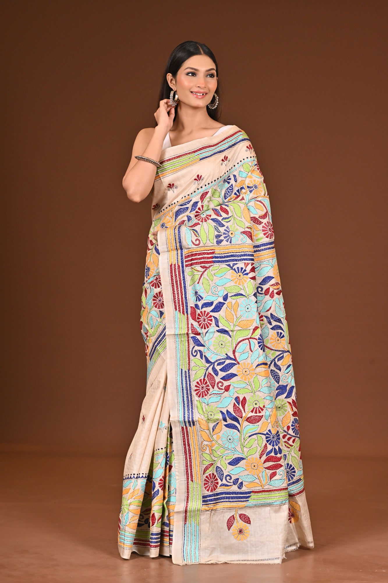 TUSSAR  SILK KANTHA SAREE Thumbnail
