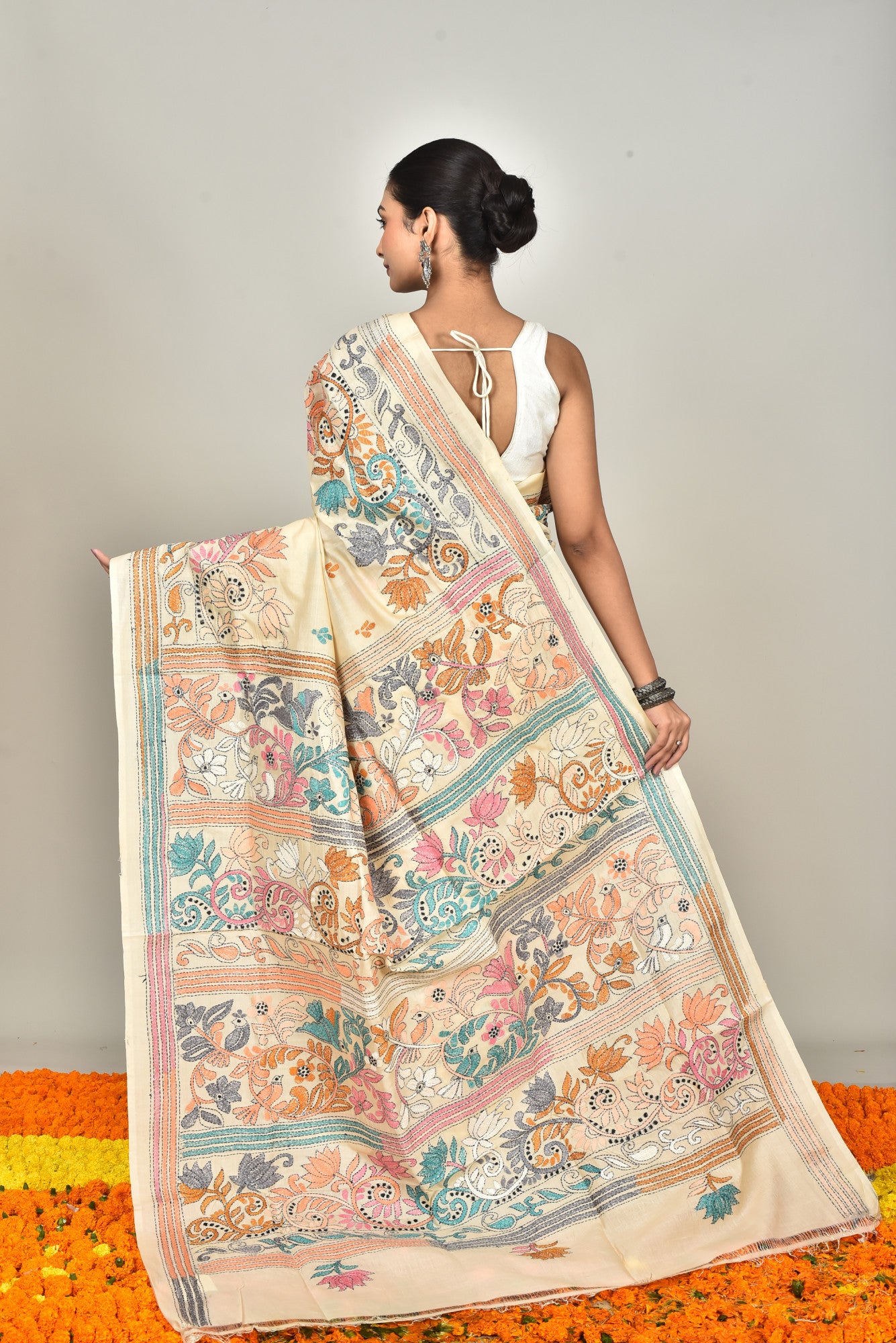 TUSSAR SILK KANTHA SAREE Thumbnail