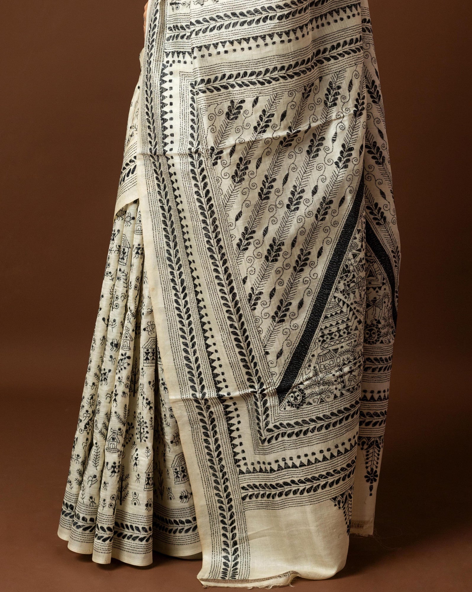 Tussar Silk Kantha Saree Thumbnail