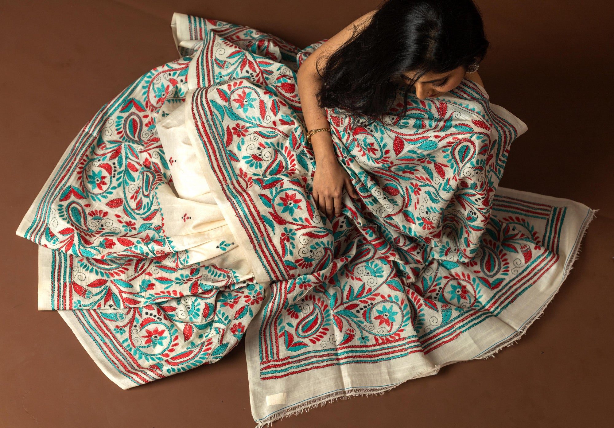Tussar Silk Kantha Saree Thumbnail
