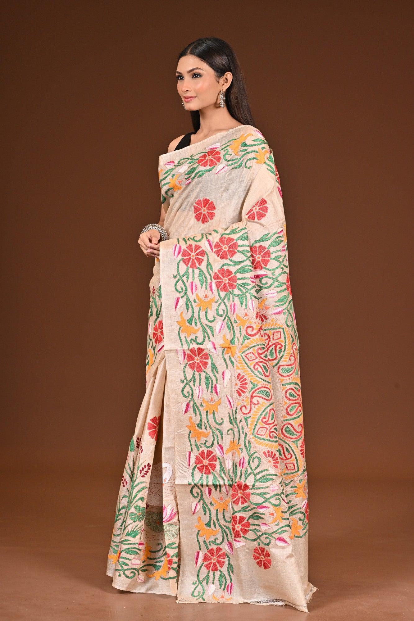 TUSSAR SILK KANTHA SAREE Thumbnail