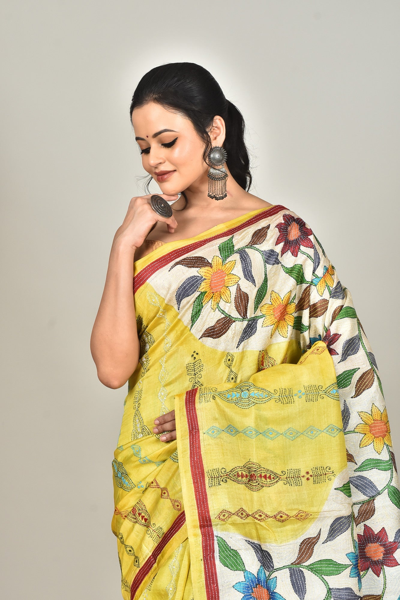 Tussar Silk Kantha Stitch Saree Multicolor Thumbnail